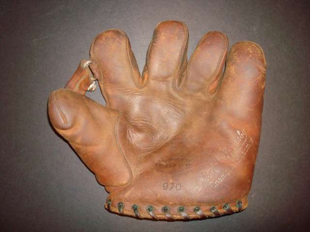 Rajah Hornsby Wilson 970 Front